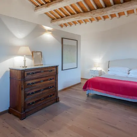 Casa Vita 8, Emma 빌라